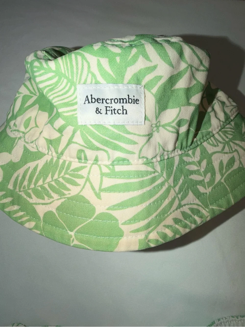 Abercrombie & Fitch Tropical Print Boys Swim Shorts & Bucket Hat C2,3 edp